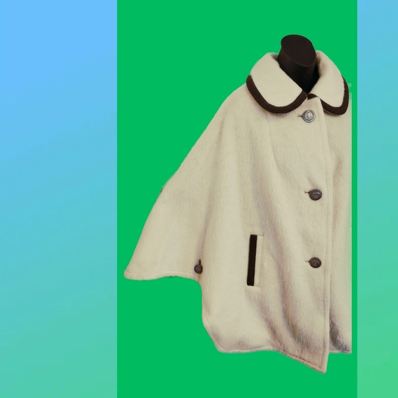HANDCRAFTED VINTAGE LODENFREY CREAM WOOL WITH BROWN TRIM AUSTRIAN CAPE - Picture 5 of 7